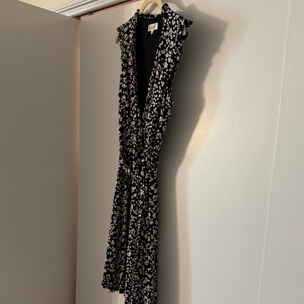 Elegant Black and White Floral Dress